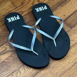 Victorias Secret sz Large or Woman’s 10-11 Flip Flops